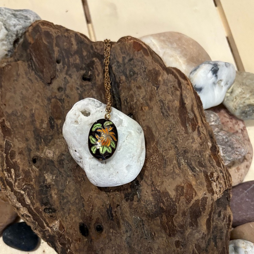 Vintage Cloisonné Necklace.